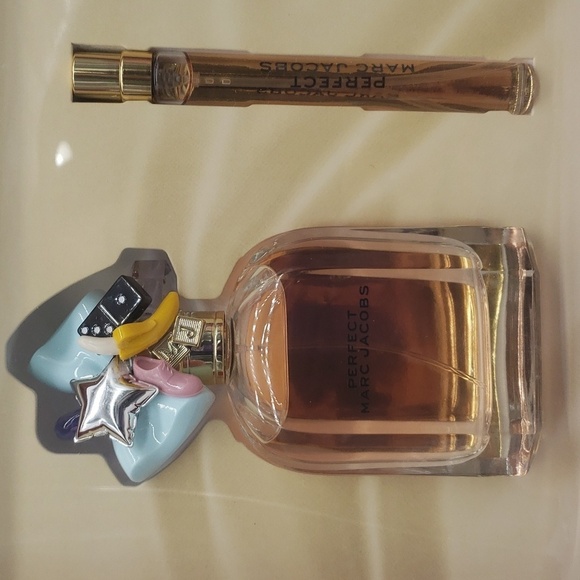 1234- Marc Jacobs Women's Made In Spain NWT - Picture 2 of 7